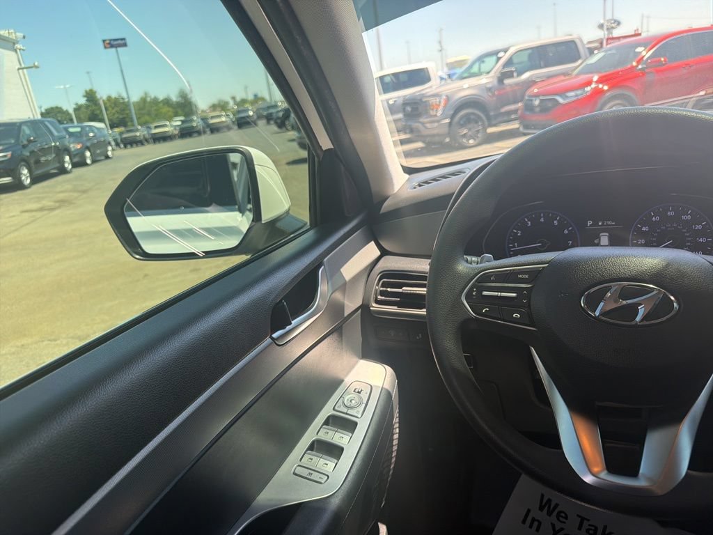 Used 2022 Hyundai Palisade SE AWD/4WD image 19