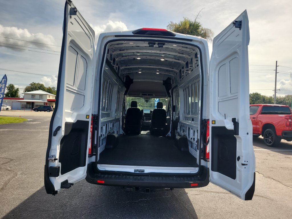 Certified 2025 Ford Transit 350 148 High Roof Extended RWD image 8