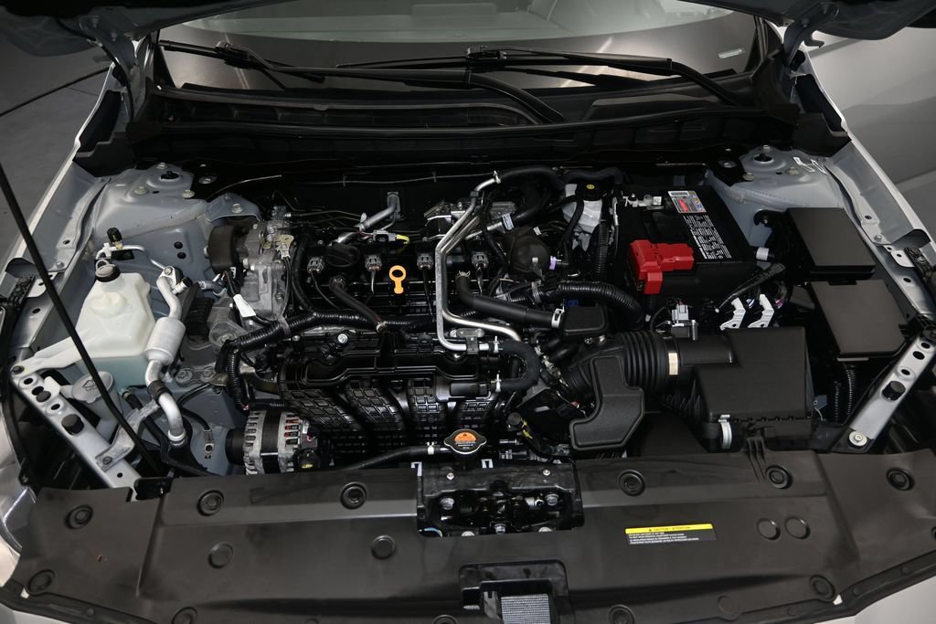 Used 2024 Nissan Altima 2.5 SV FWD image 16