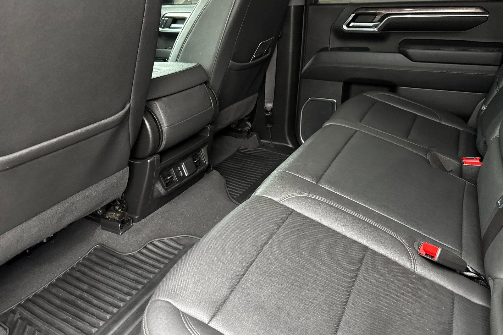 Used 2024 Chevrolet Silverado 2500 LTZ image 13