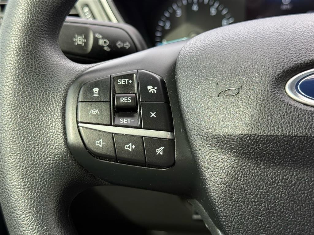 Certified 2022 Ford Escape SE w/ SE Sport Appearance Package image 22