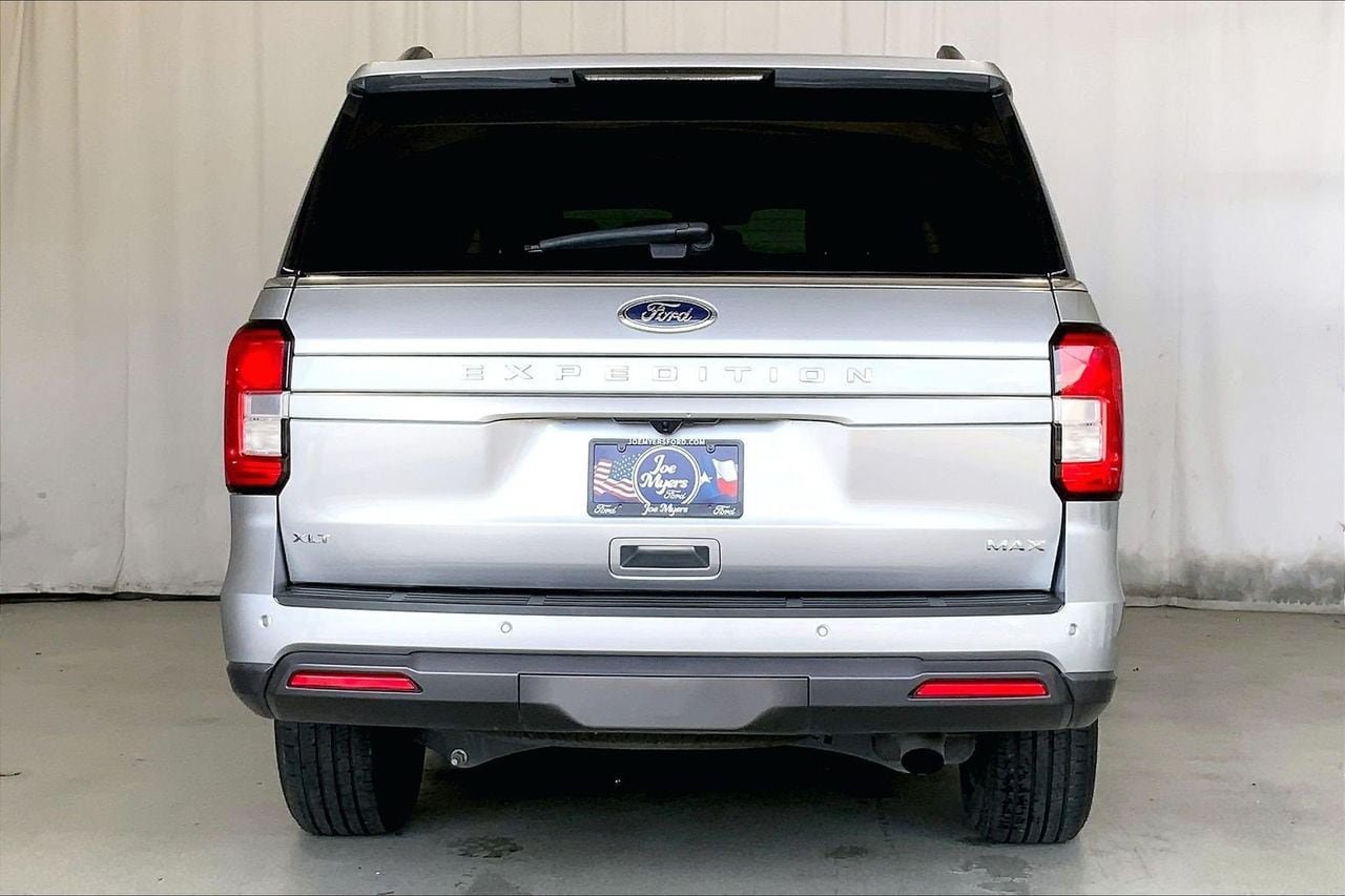 Certified 2024 Ford Expedition Max XLT AWD/4WD image 3