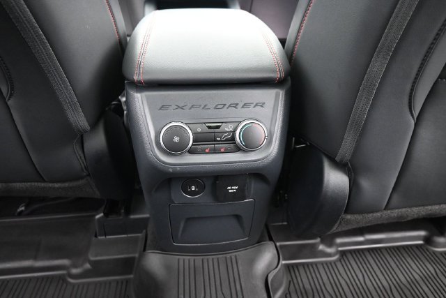 Certified 2025 Ford Explorer ST AWD/4WD image 23