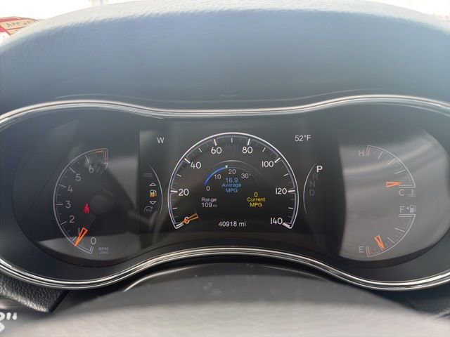 Used 2022 Jeep Grand Cherokee Limited image 12