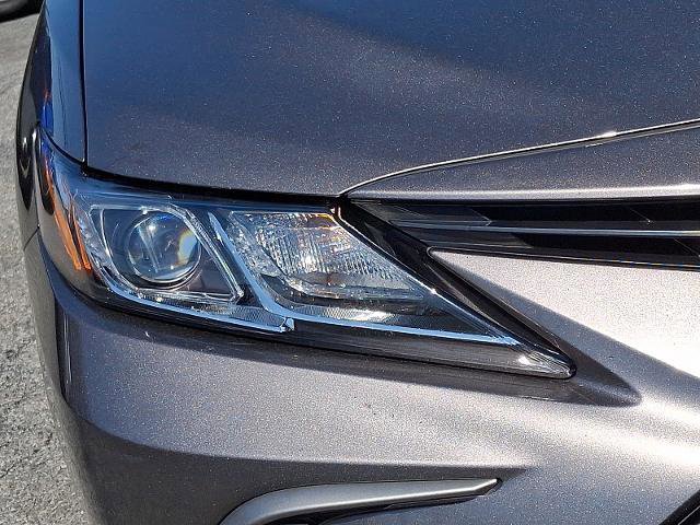 Used 2024 Toyota Camry LE FWD image 9