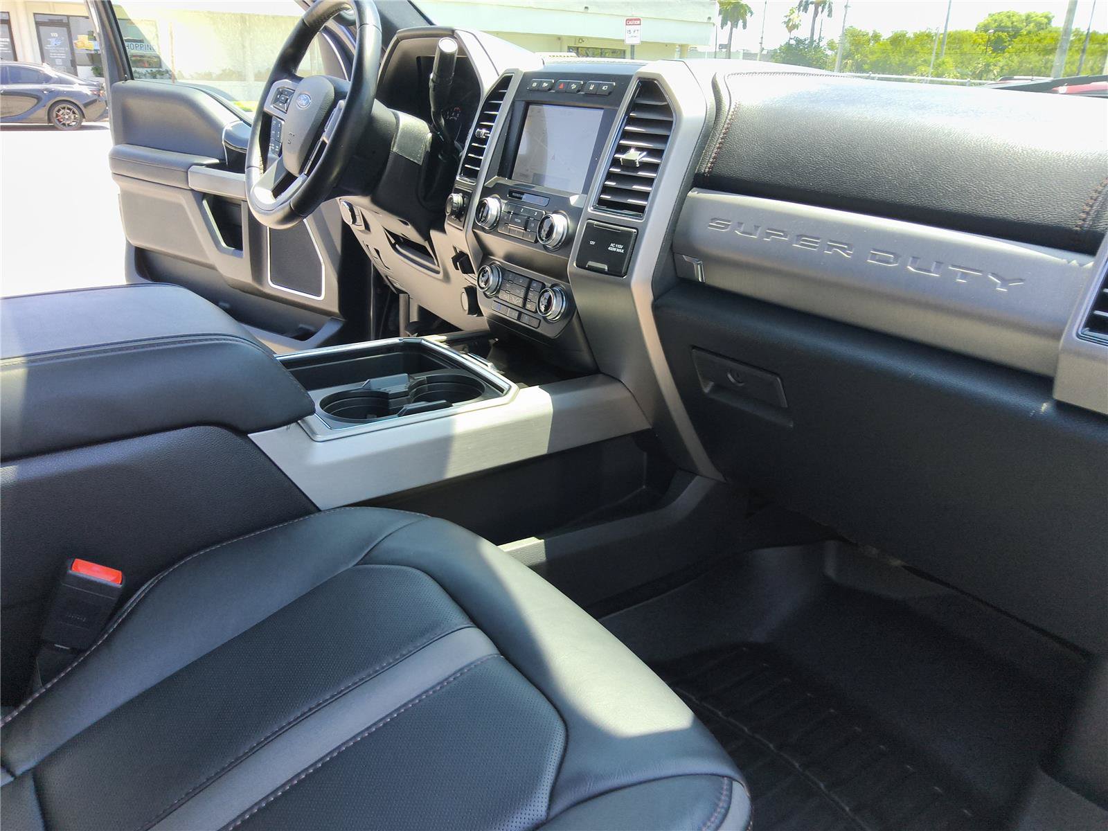 Certified 2021 Ford F250 Platinum w/ FX4 Off-Road Package AWD/4WD image 25