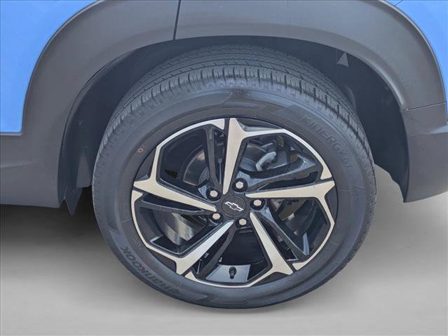 Used 2023 Chevrolet TrailBlazer RS w/ Convenience Package AWD/4WD image 22