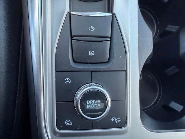 Certified 2023 Ford Explorer XLT w/ Equipment Group 202A AWD/4WD image 21