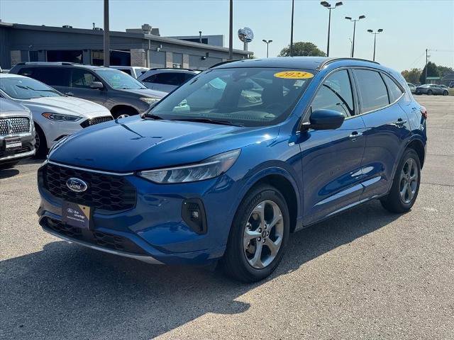 Certified 2023 Ford Escape ST-Line Select w/ Tech Pack #2 image 2