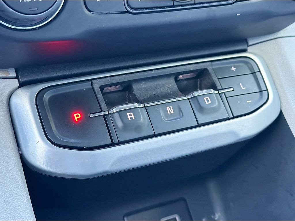 Used 2022 GMC Acadia SLE w/ Driver Convenience Package AWD/4WD image 19