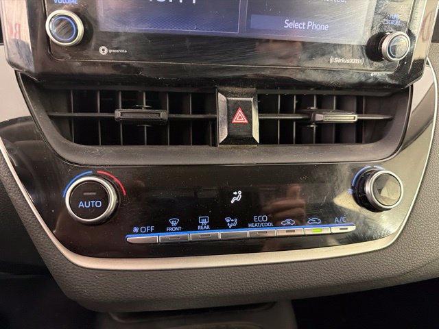 Used 2022 Toyota Corolla LE FWD image 26