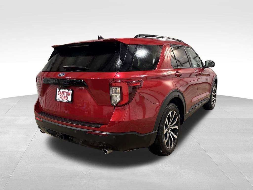 Certified 2022 Ford Explorer ST-Line w/ Class IV Trailer Tow Package image 5
