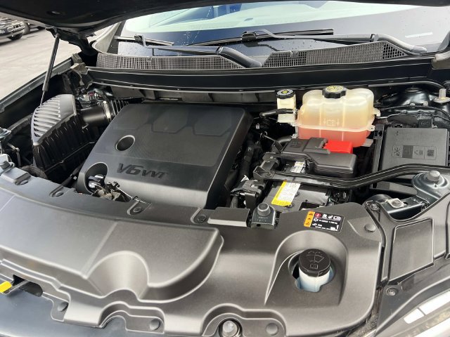 Used 2019 Chevrolet Traverse LT FWD image 13