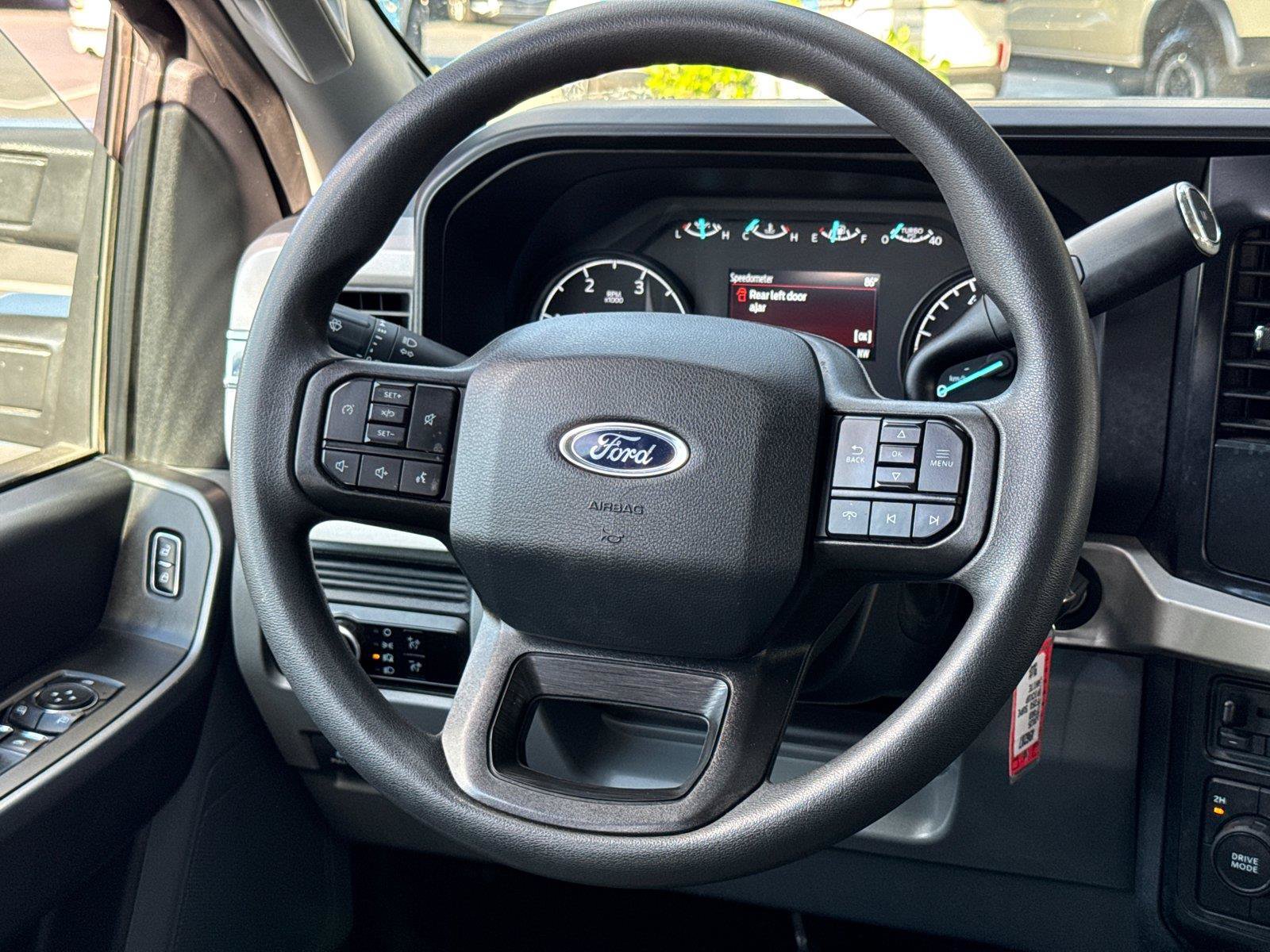Certified 2025 Ford F250 XLT AWD/4WD image 24
