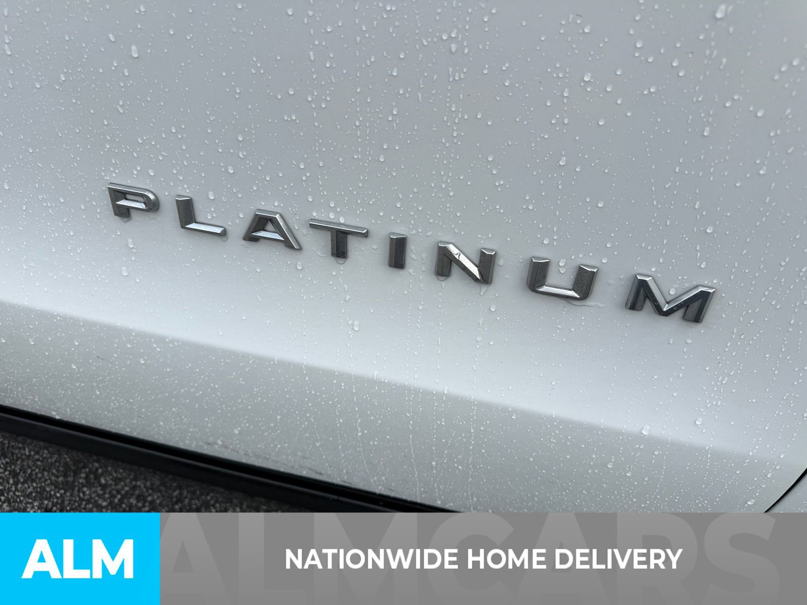Certified 2025 Ford Expedition Platinum AWD/4WD image 4