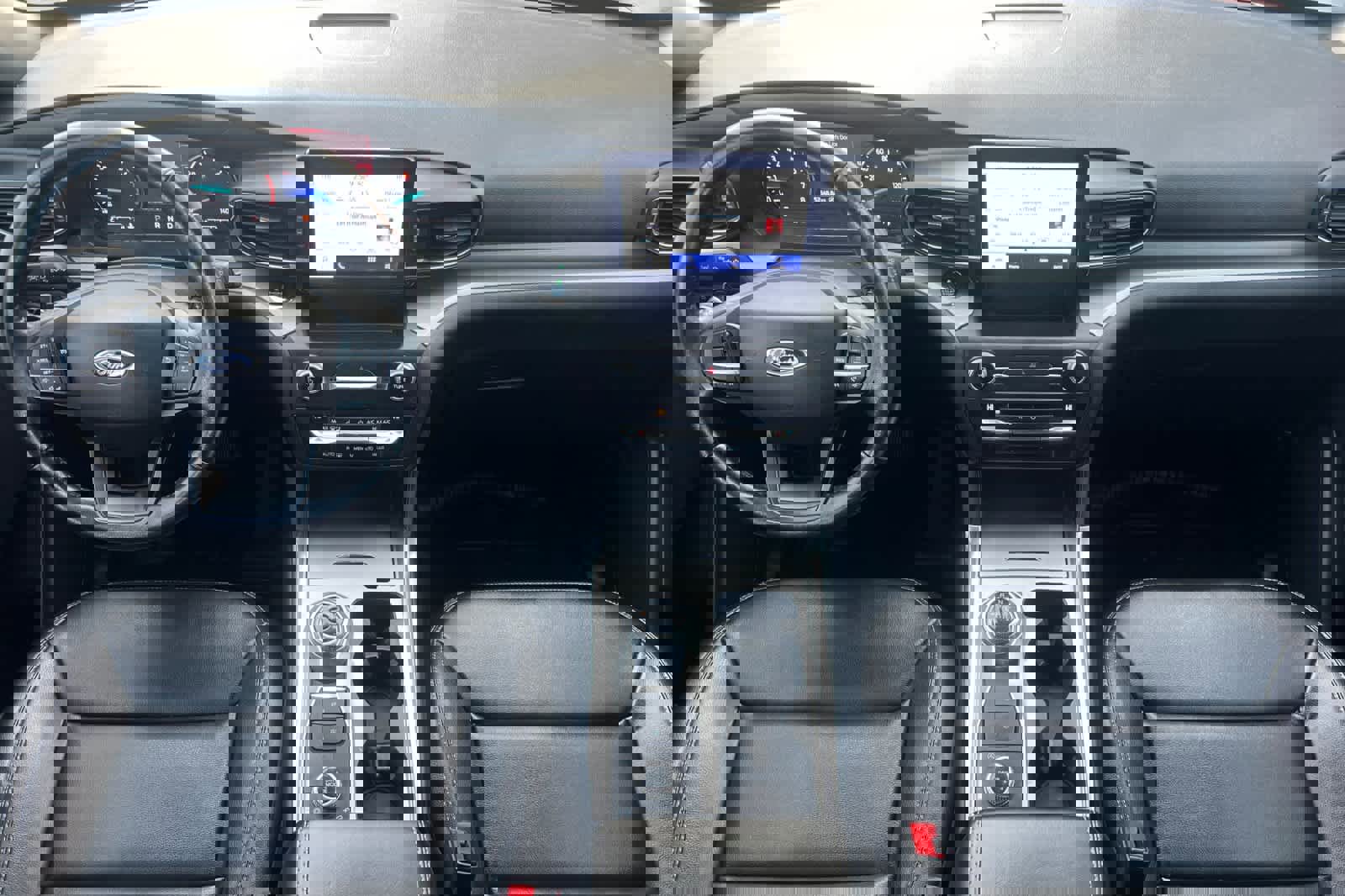 Certified 2020 Ford Explorer XLT w/ Equipment Group 202A image 9