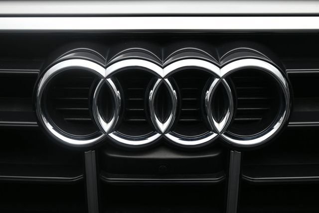 Used 2025 Audi Q5 Premium Plus w/ Premium Plus Package AWD/4WD image 30