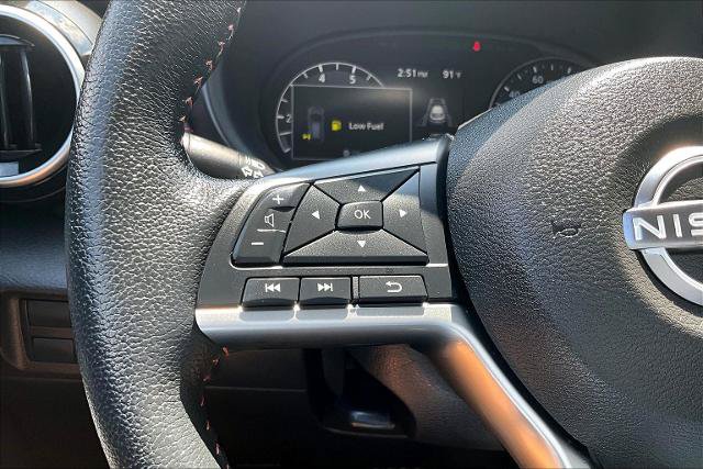 Used 2023 Nissan Kicks SR w/ SR Premium Package FWD image 18
