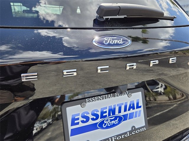 Certified 2024 Ford Escape ST-Line w/ Tech Pack #1 image 15