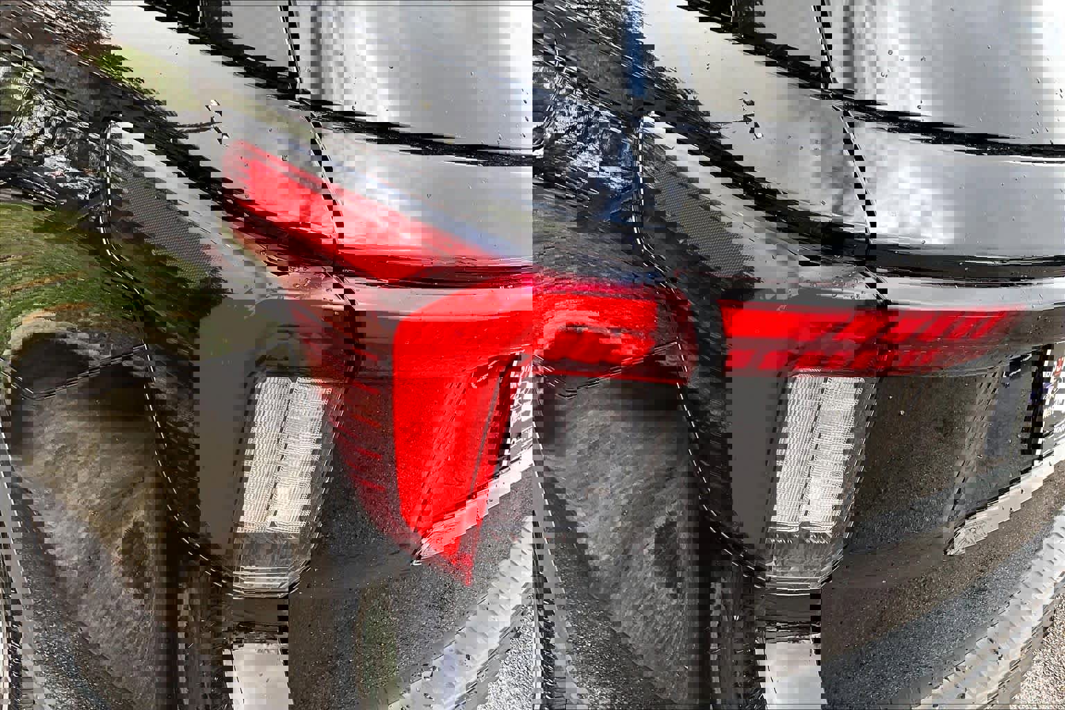 Certified 2025 Ford Explorer ST-Line image 27