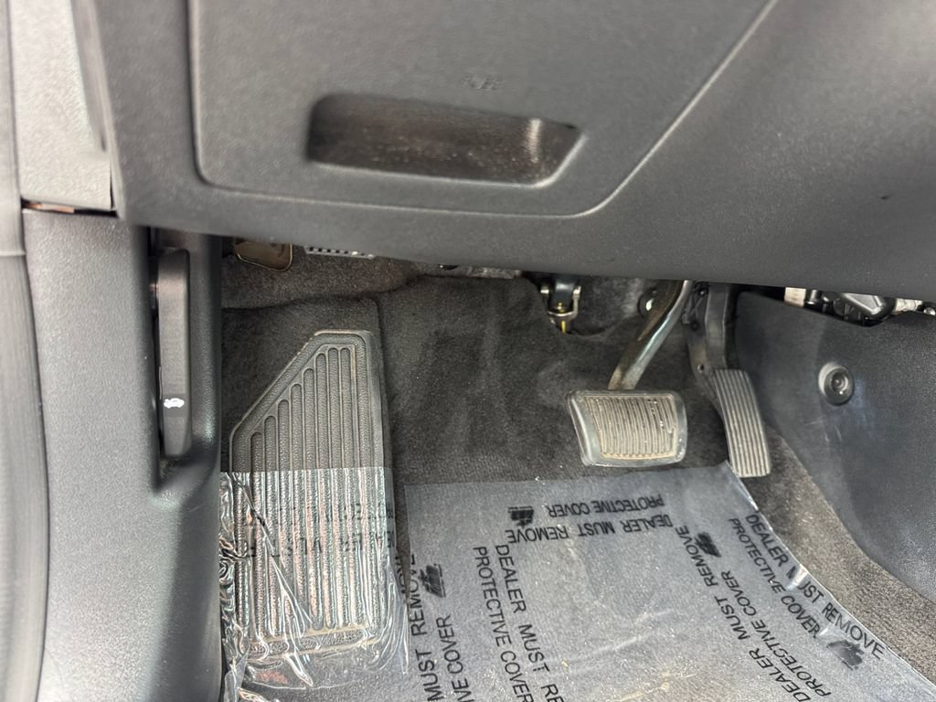 Used 2025 Hyundai Elantra SEL FWD image 37