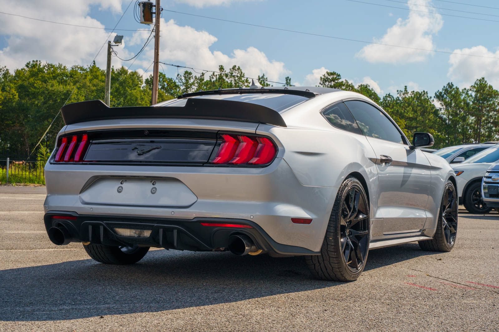 Certified 2020 Ford Mustang Premium RWD image 9