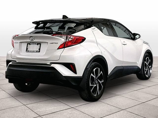 Used 2019 Toyota C-HR FWD image 11