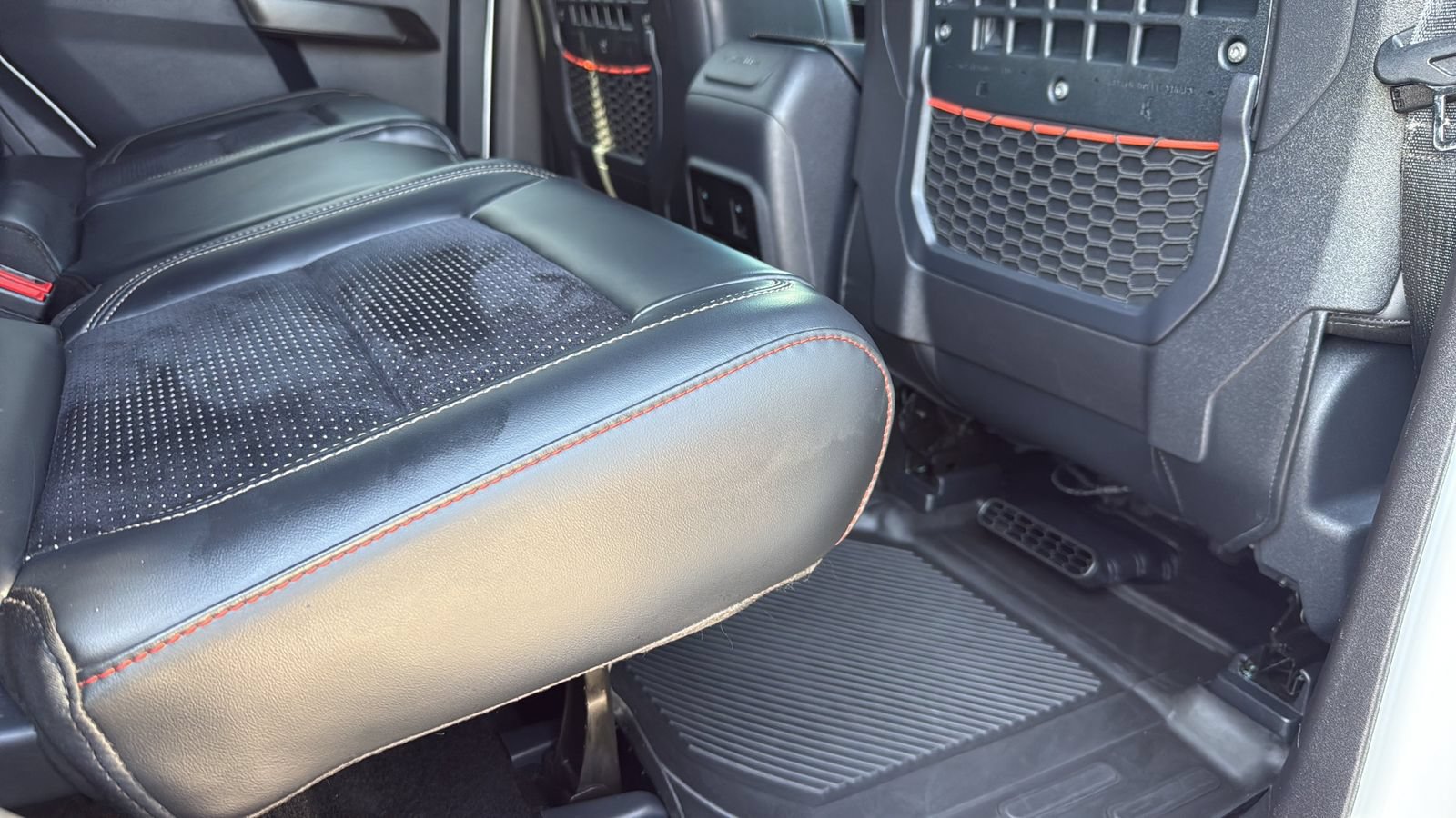 Certified 2024 Ford Bronco Raptor w/ Interior Carbon Fiber Pack 6 AWD/4WD image 27
