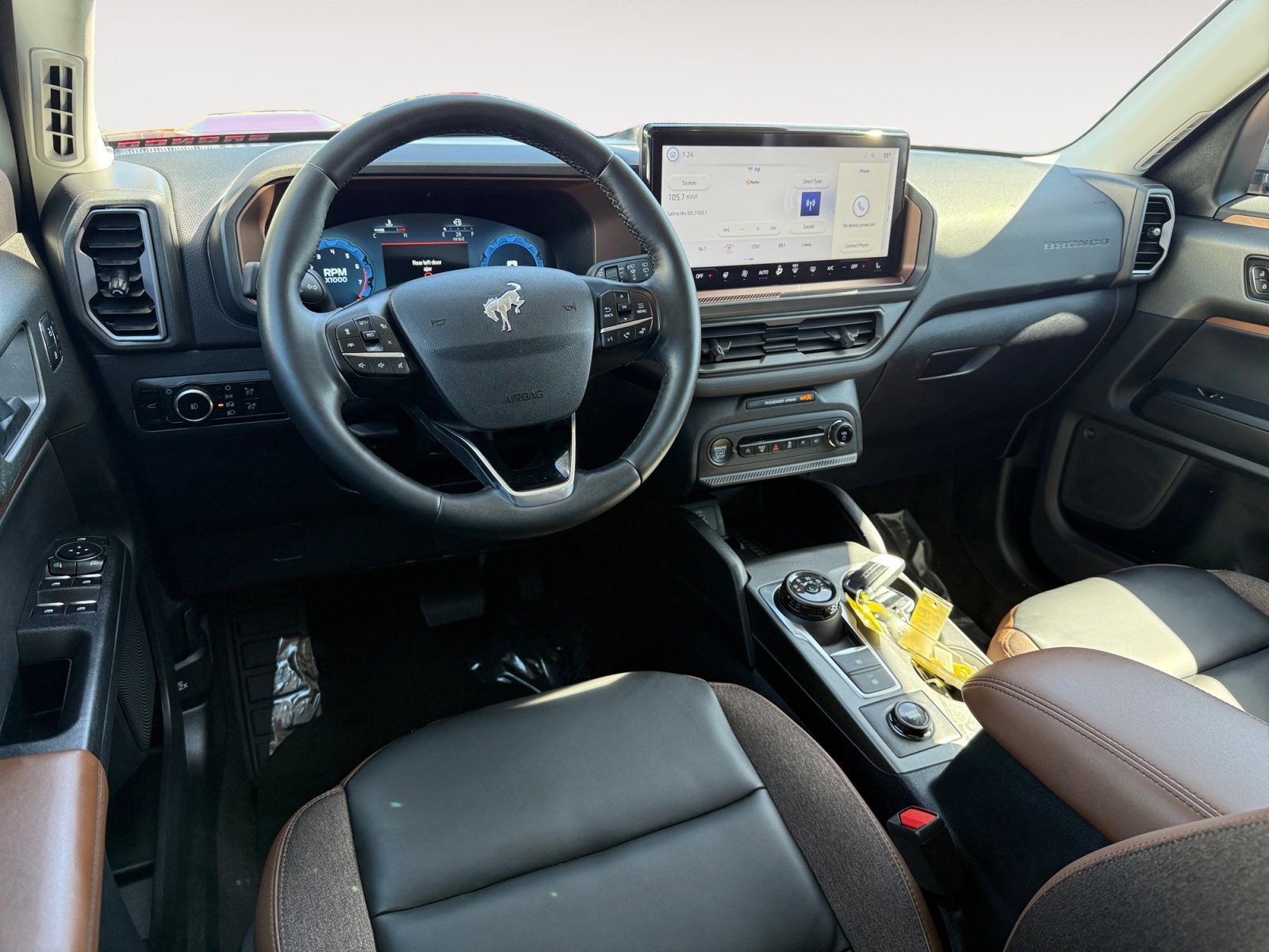 Certified 2025 Ford Bronco Sport Outer Banks w/ Outer Banks Tech Package+ image 15