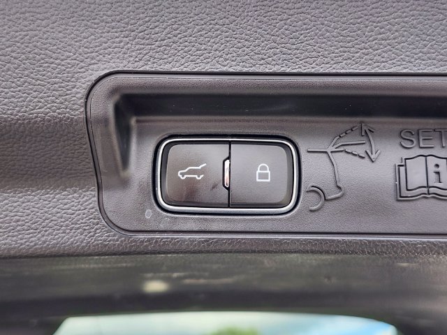Certified 2023 Ford Explorer XLT AWD/4WD image 33