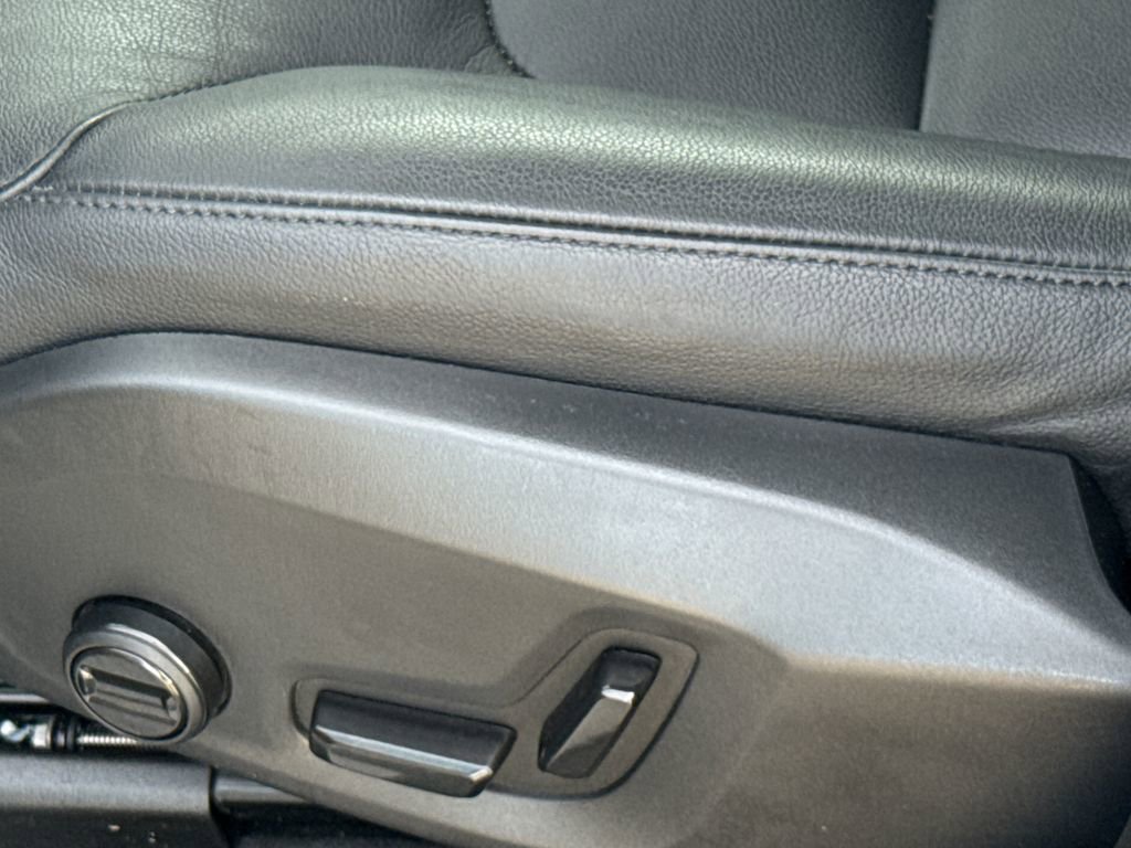 Used 2024 Volvo XC60 B5 Core w/ Protection Package Premier image 22