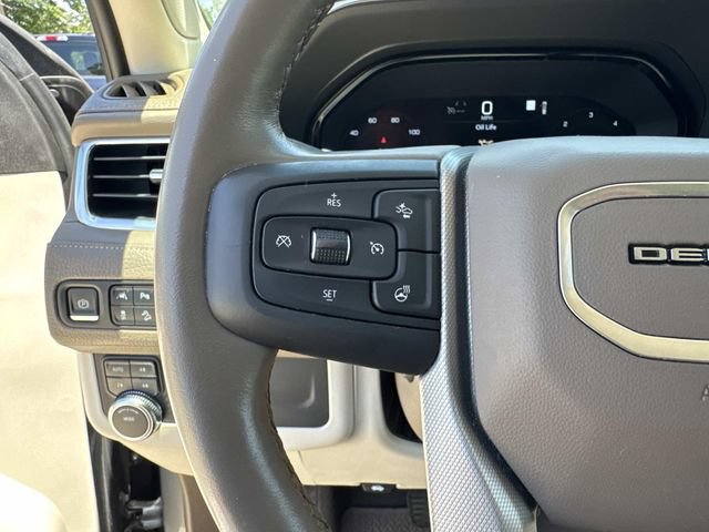 Used 2023 GMC Yukon XL Denali AWD/4WD image 24