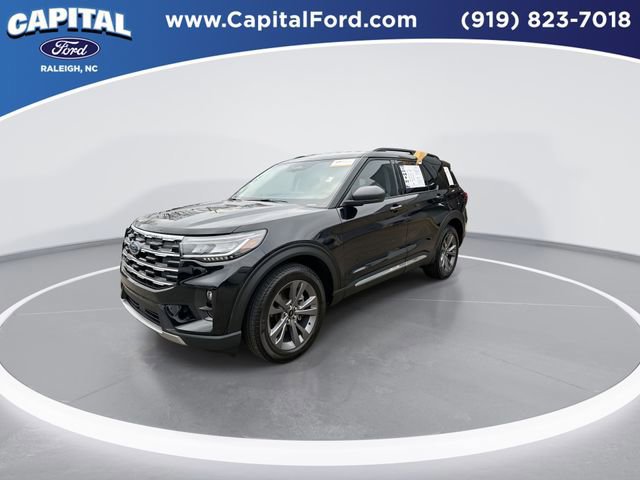Certified 2025 Ford Explorer Active w/ Active Comfort Package image 2