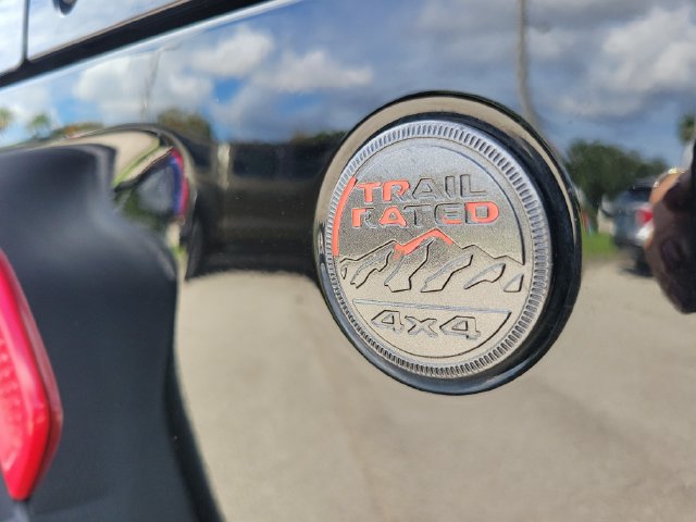 Used 2020 Jeep Gladiator Sport w/ Quick Order Package 24S AWD/4WD image 12