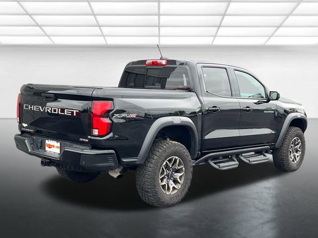 Used 2024 Chevrolet Colorado ZR2 w/ ZR2 Convenience Package III AWD/4WD image 4