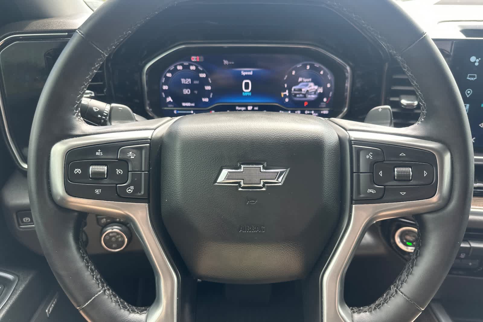 Used 2024 Chevrolet Silverado 1500 LT Trail Boss w/ Convenience Package II AWD/4WD image 23
