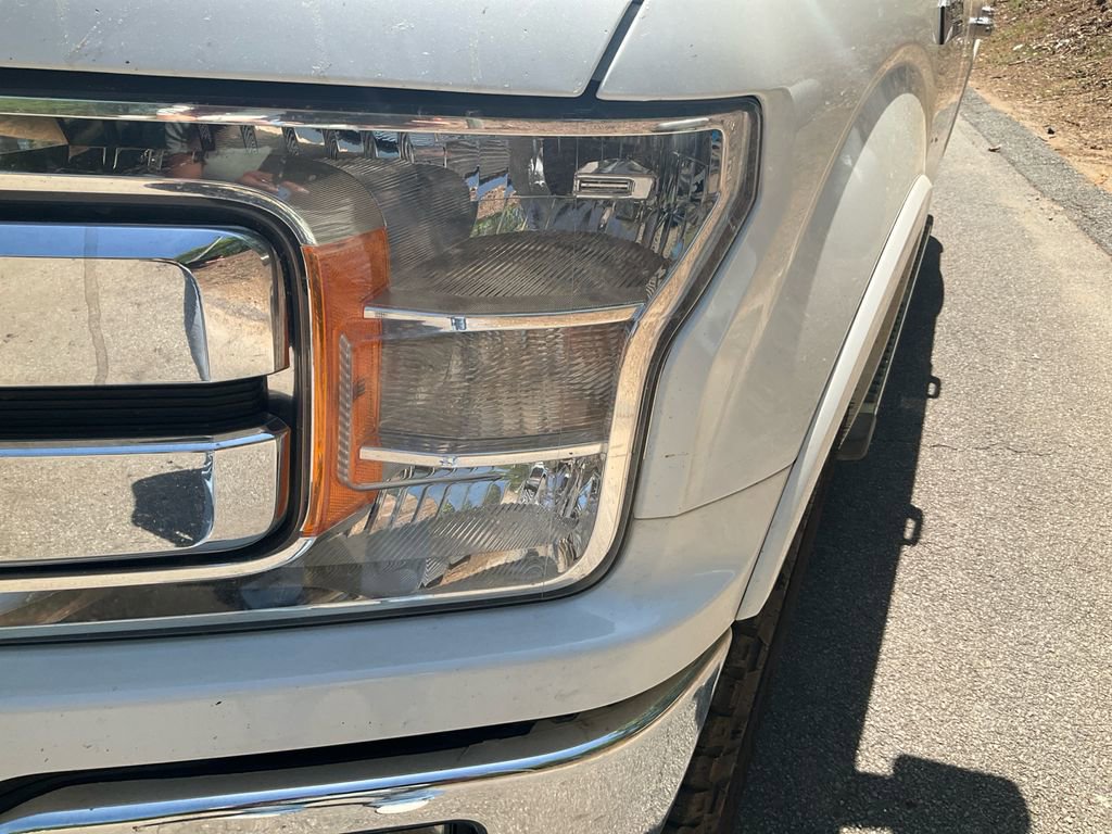 Certified 2020 Ford F150 Lariat RWD image 9