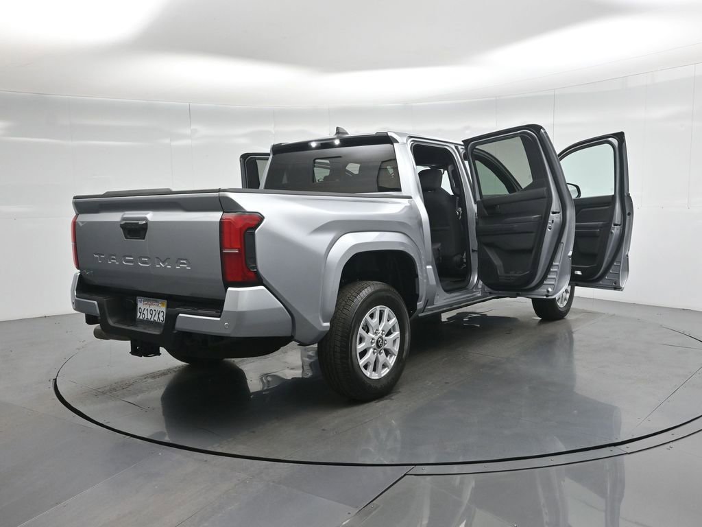 Used 2024 Toyota Tacoma SR5 image 5