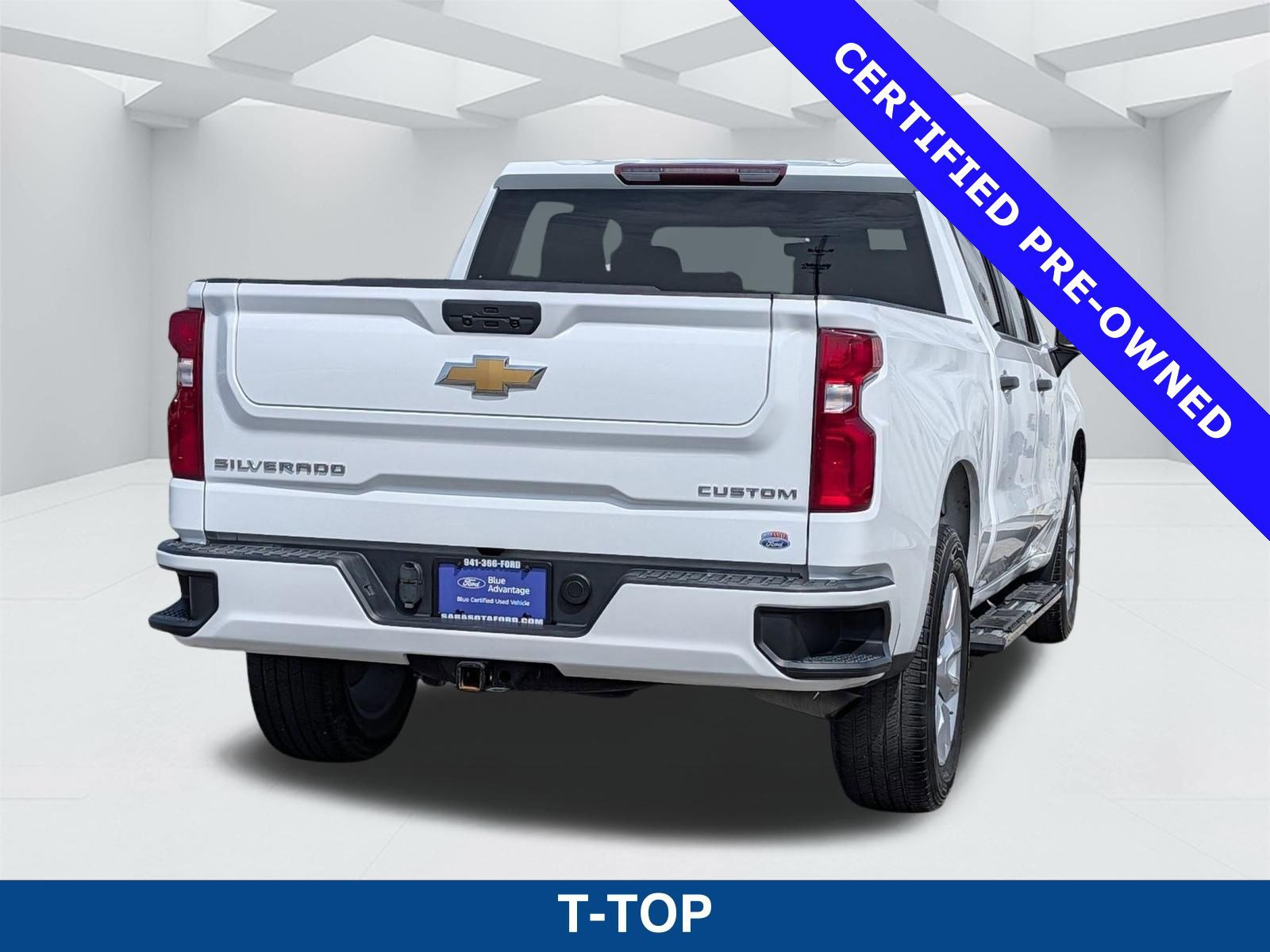 Used 2022 Chevrolet Silverado 1500 Custom image 4