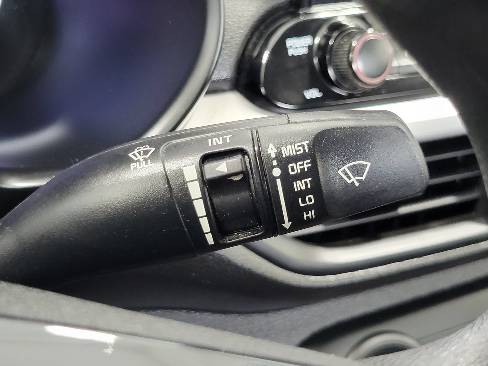 Used 2020 Kia Forte LXS FWD image 16