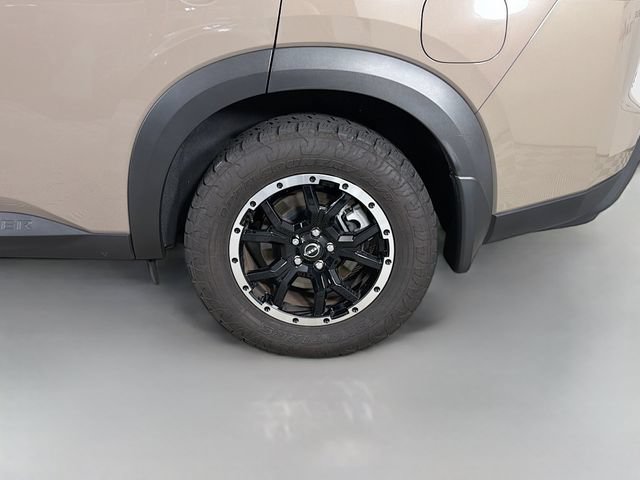 Used 2025 Nissan Pathfinder Rock Creek AWD/4WD image 37