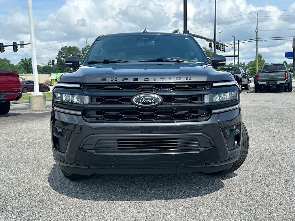 Certified 2024 Ford Expedition Limited RWD image 5