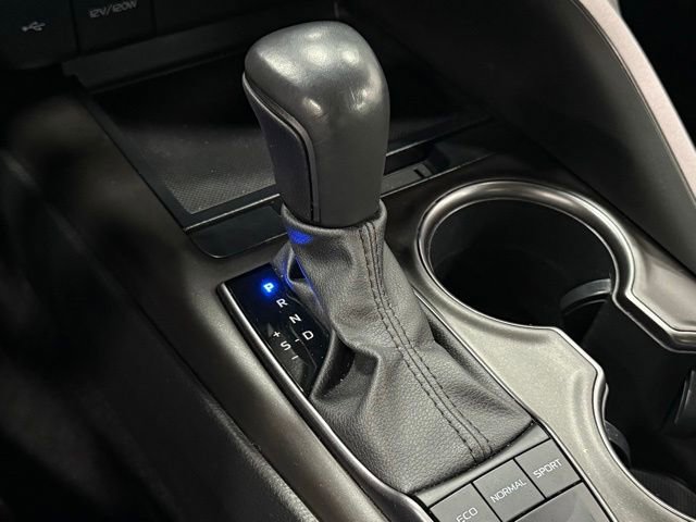 Used 2023 Toyota Camry SE FWD image 29