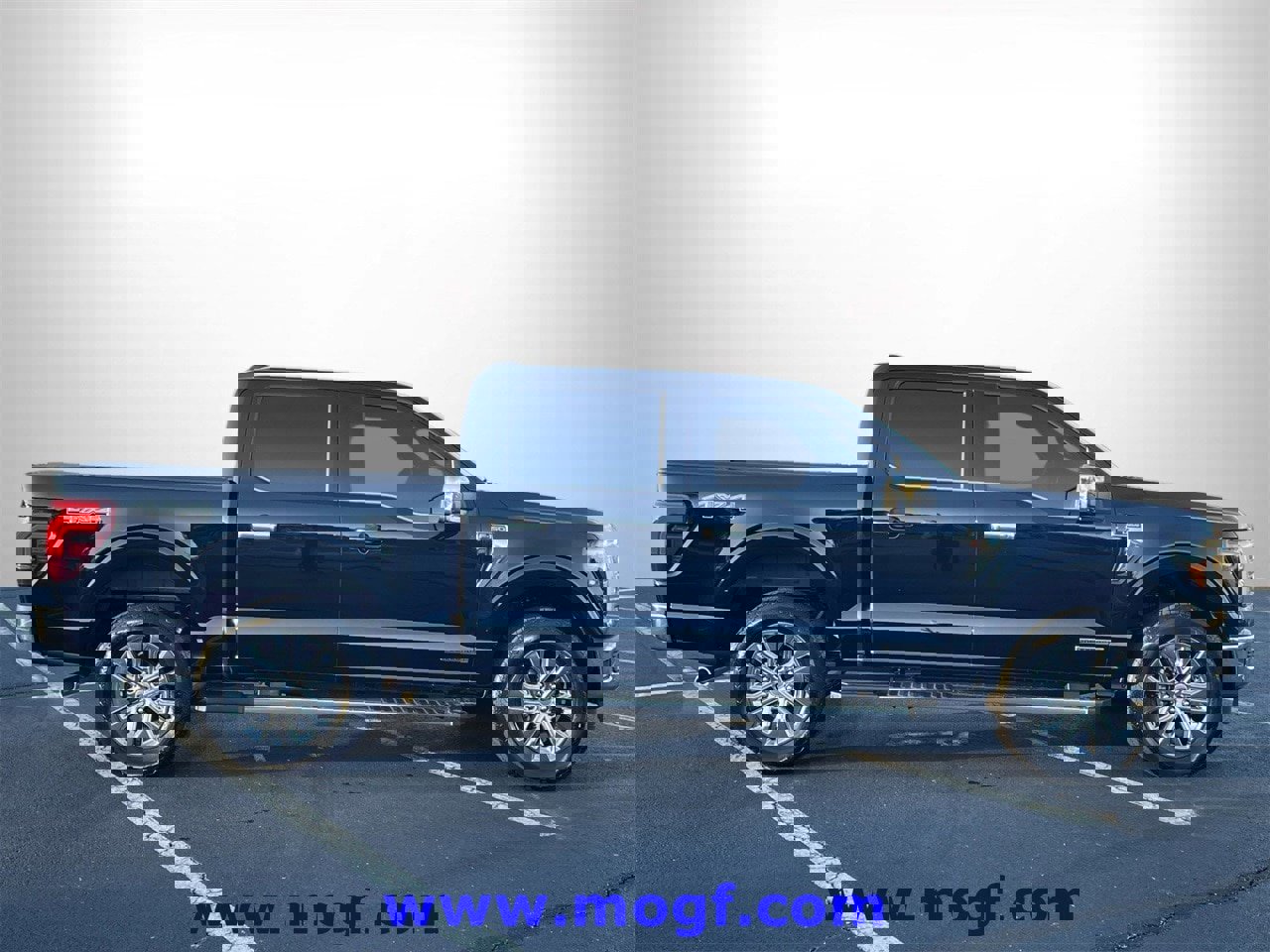 Certified 2025 Ford F150 Lariat w/ Equipment Group 501A Mid image 2