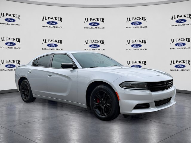 Used 2023 Dodge Charger SXT RWD image 5