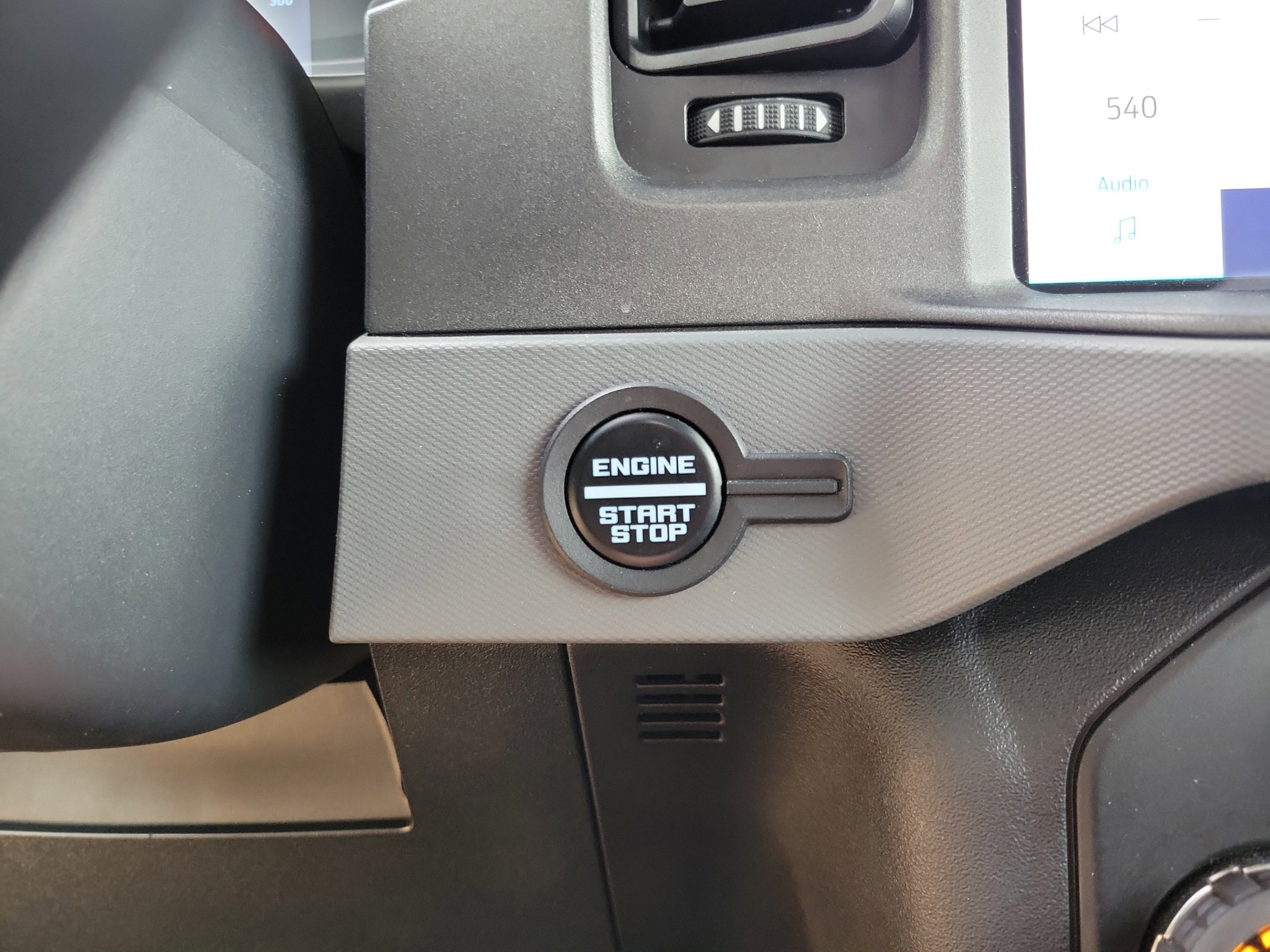 Certified 2024 Ford Bronco Big Bend w/ Sasquatch Package AWD/4WD image 26