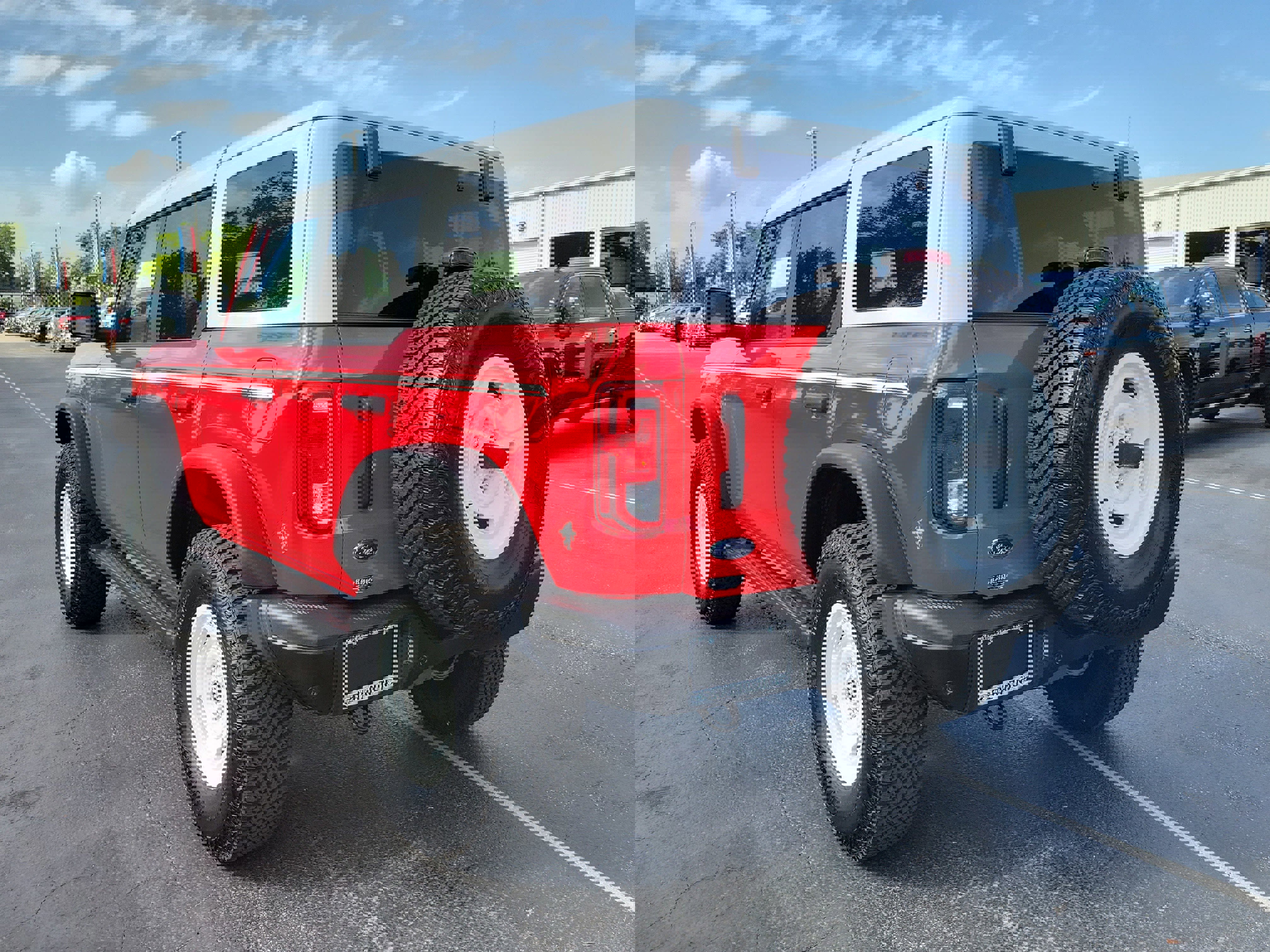 Certified 2024 Ford Bronco Heritage Edition image 3