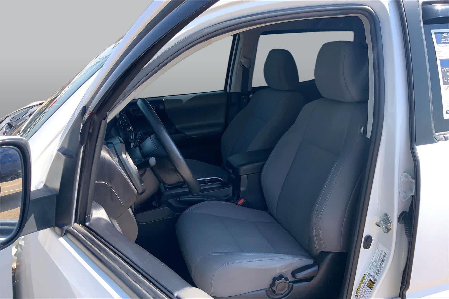 Used 2021 Toyota Tacoma SR w/ SR Convenience Package RWD image 8