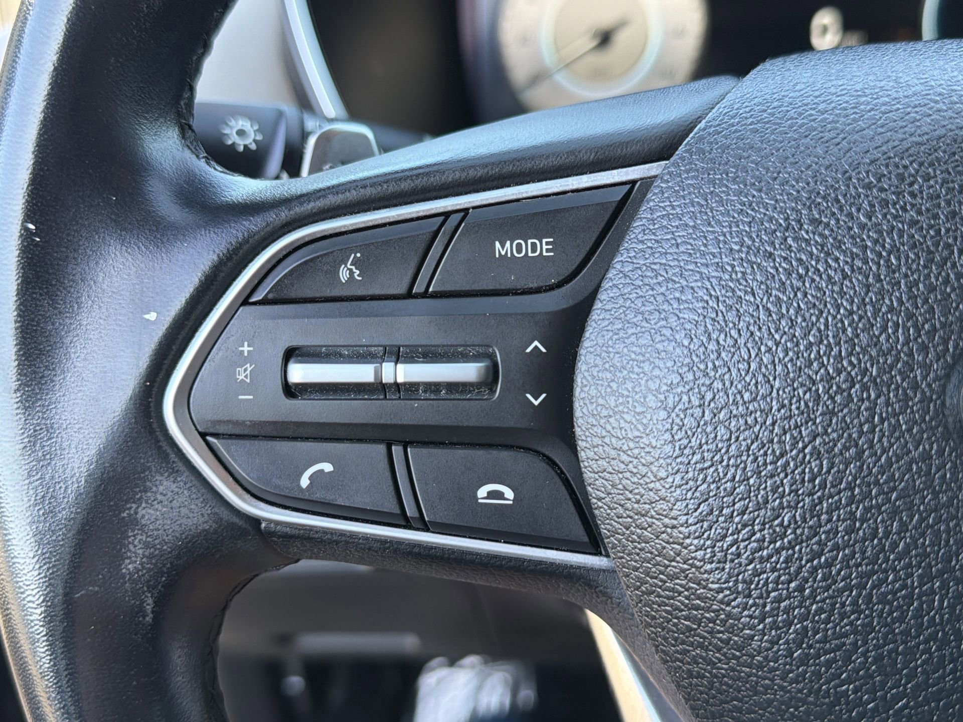 Used 2022 Hyundai Santa Fe SEL w/ Convenience Package image 19