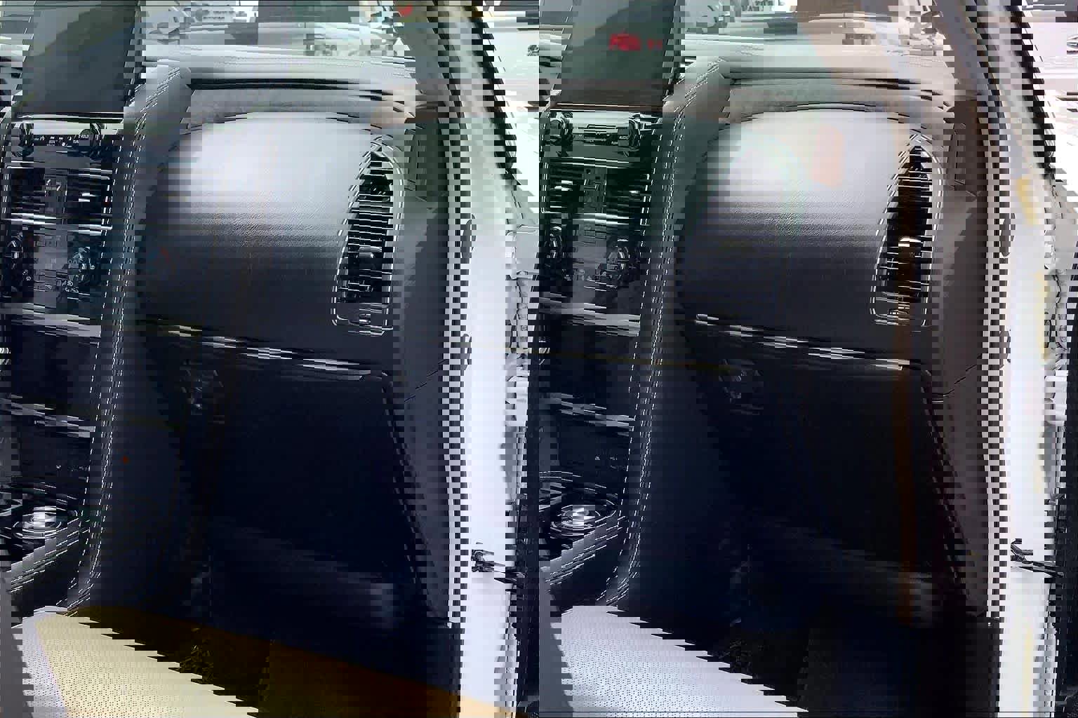 Used 2022 INFINITI QX80 Premium Select w/ Cargo Package image 19